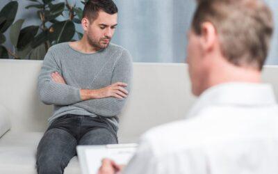 Qué tipo de síntomas tiene el síndrome de abstinencia