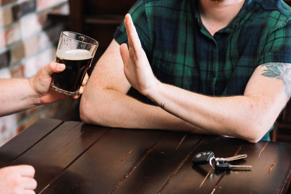 ¿Cómo podemos evitar las recaídas en el alcoholismo?