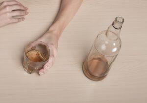 Psicólogos para alcoholismo en Valencia - Vaso